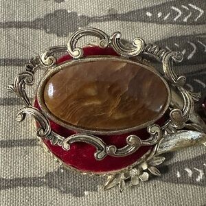 Vintage signed Miracle Brand Agate Brooch